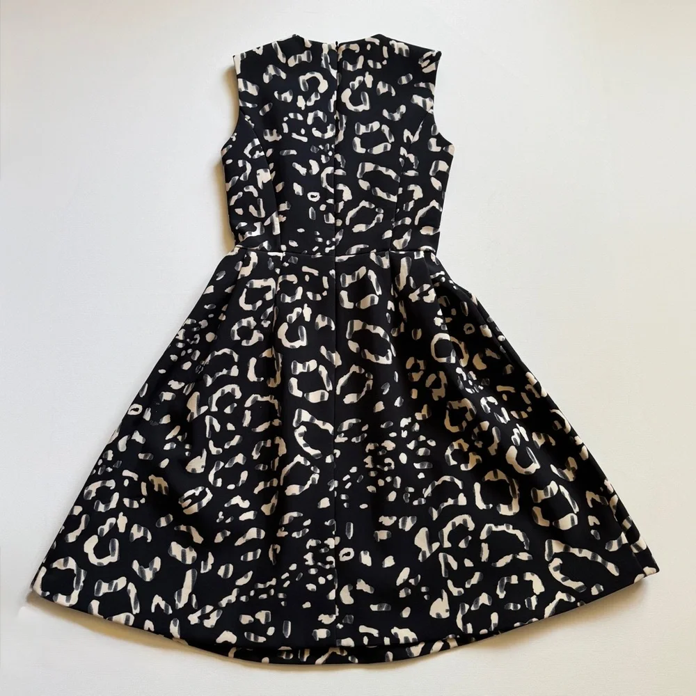 H&M stylish mini